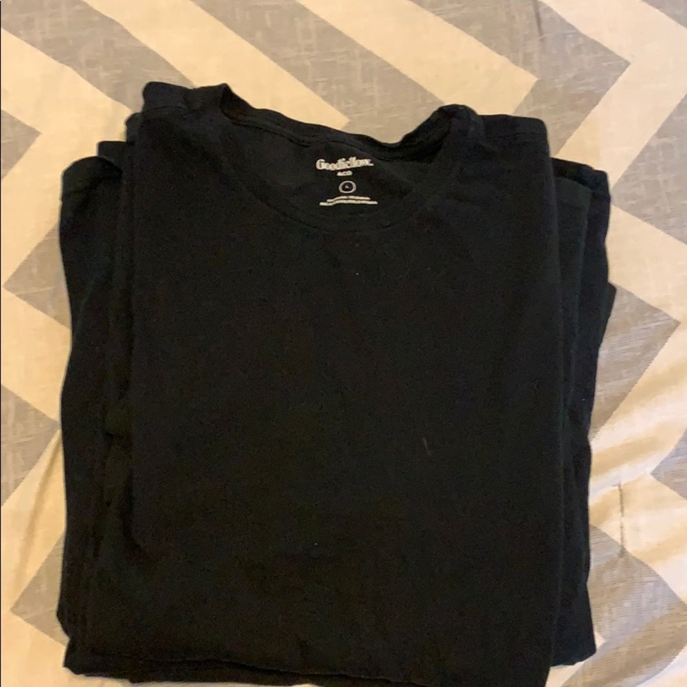 4pack Men’s solid black tees